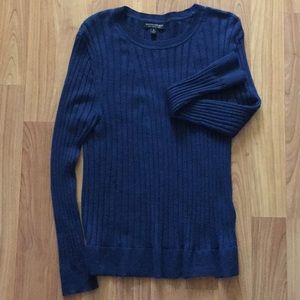 Lightweight 100% merino ribbed sweater